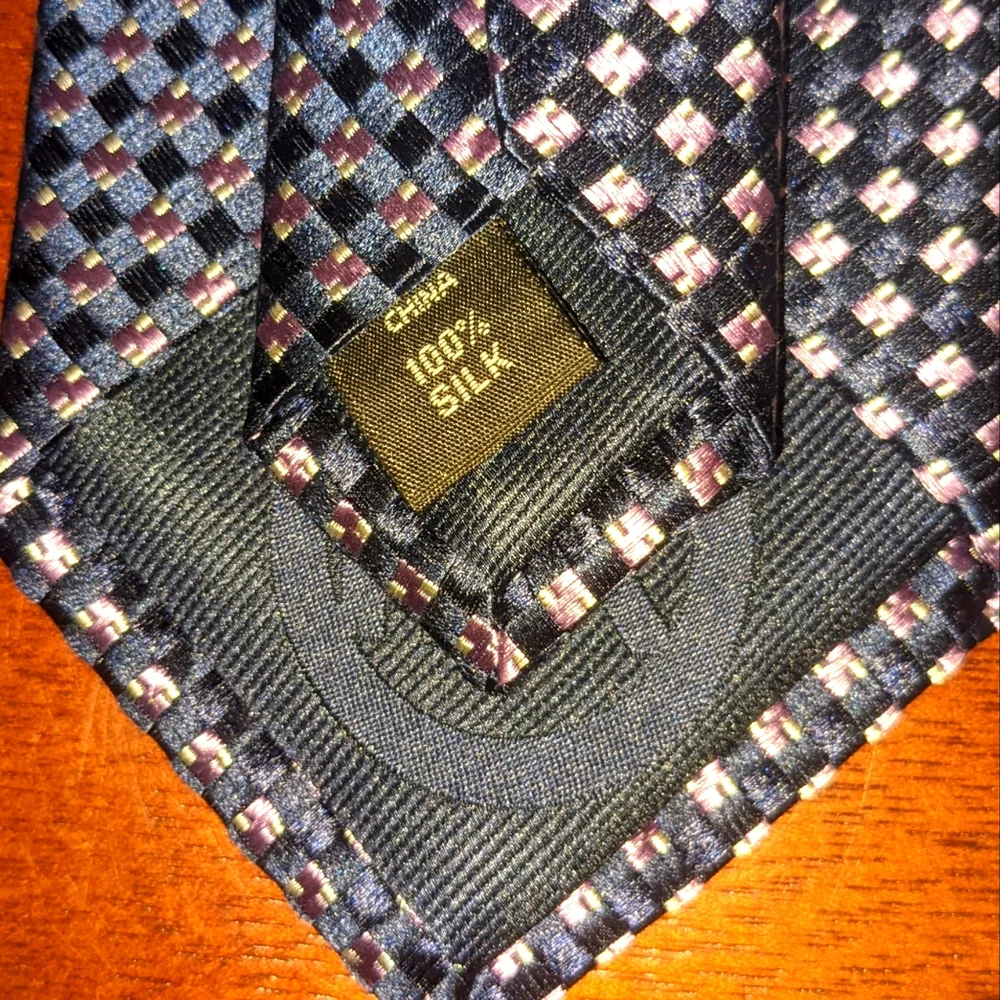 🦋BOGO Michael Kors Necktie - Picture 3 of 4